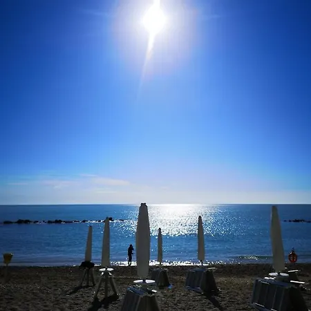 Al Mare Con Garage Daire *